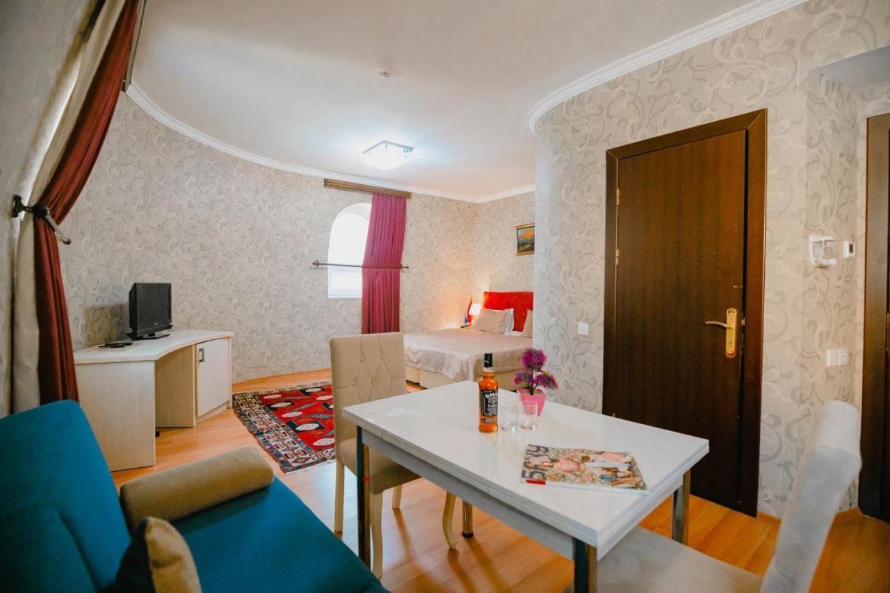 The Center Hotel Baku Zewnętrze zdjęcie