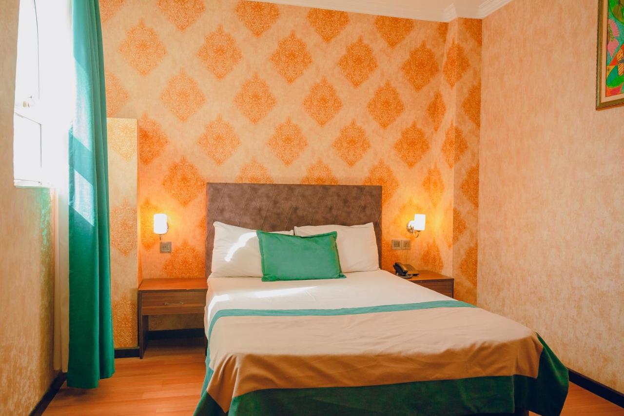 The Center Hotel Baku Zewnętrze zdjęcie
