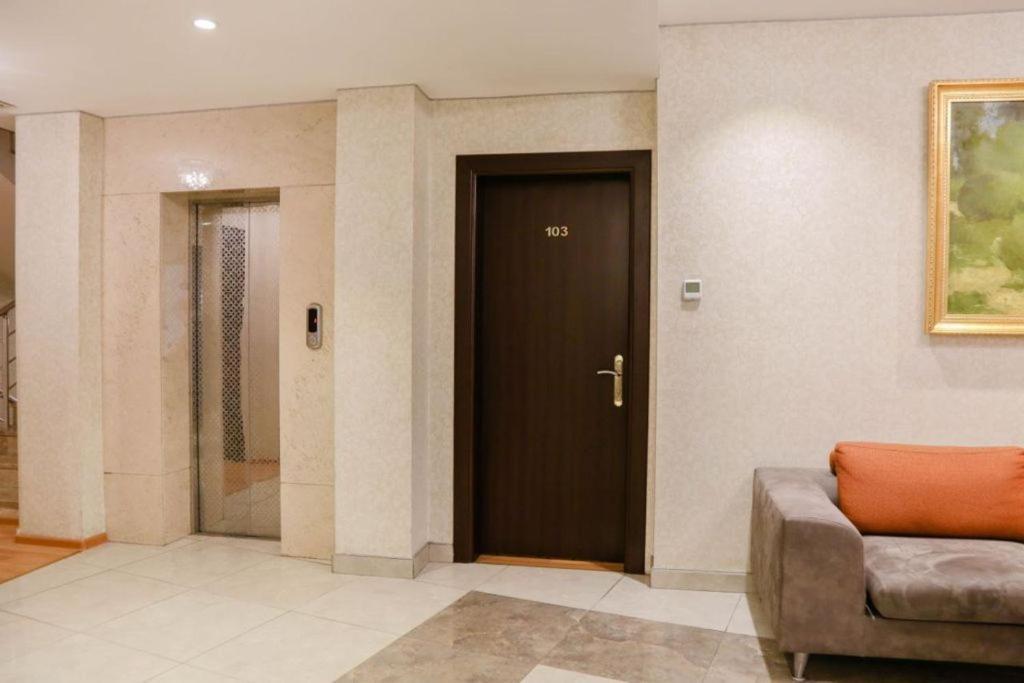 The Center Hotel Baku Zewnętrze zdjęcie